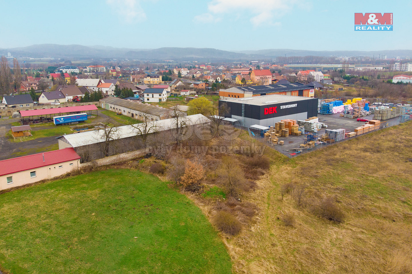 Prodej stavebního pozemku 917 m²