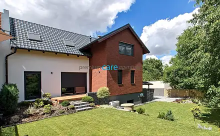 Pronájem domu 165 m² s pozemkem 437 m², V uličkách, Praha 6 - Nebušice