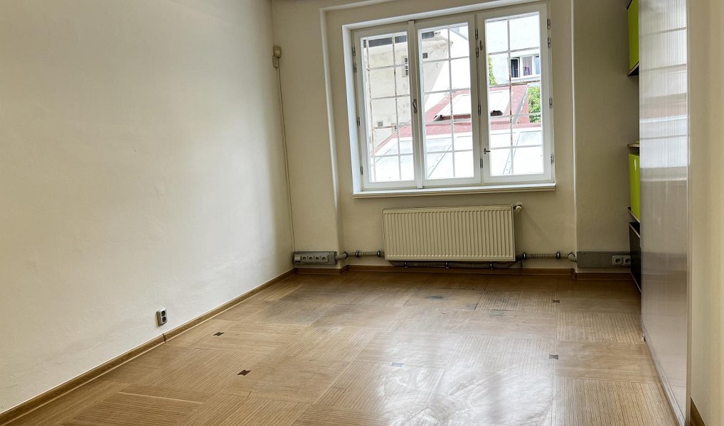 Pronájem kanceláře 110 m², Praha – náhled fotky 13