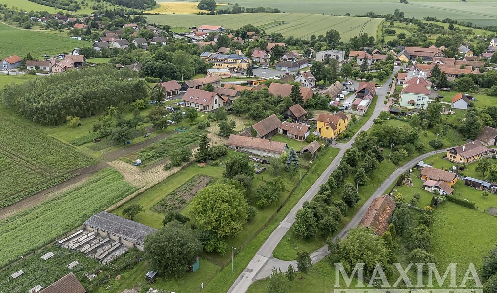 Prodej stavebního pozemku 1 372 m², Běchary – náhled fotky 15
