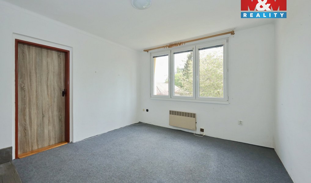 Prodej bytu 3+1 64 m², Černovice – náhled fotky 6