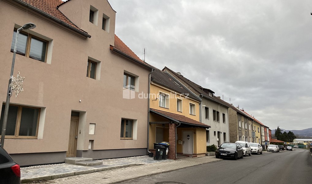 Prodej domu 204 m² s pozemkem 204 m², Modlany – náhled fotky 18