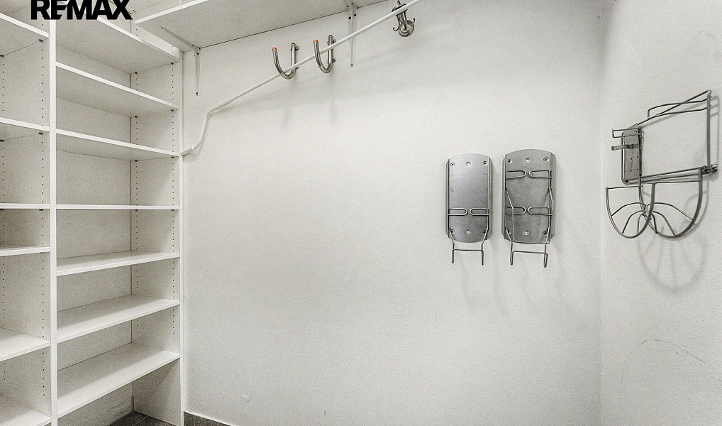 Prodej bytu 3+kk 95 m², Praha – náhled fotky 22