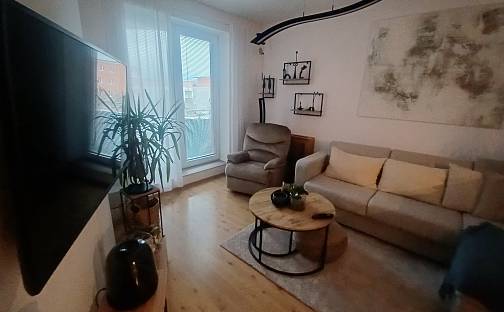 Pronájem bytu 3+kk 77 m², Podlesí V, Zlín
