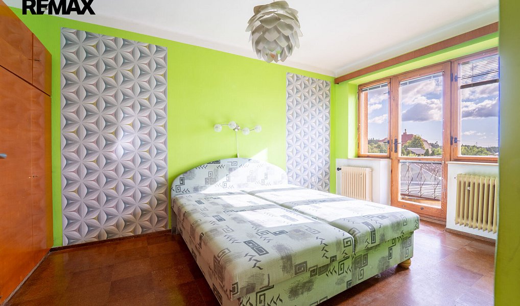 Prodej domu 234 m² s pozemkem 999 m², Týnec nad Labem – náhled fotky 15