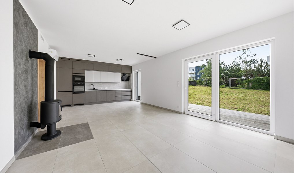 Prodej domu 104 m² s pozemkem 476 m², Plzeň – náhled fotky 3