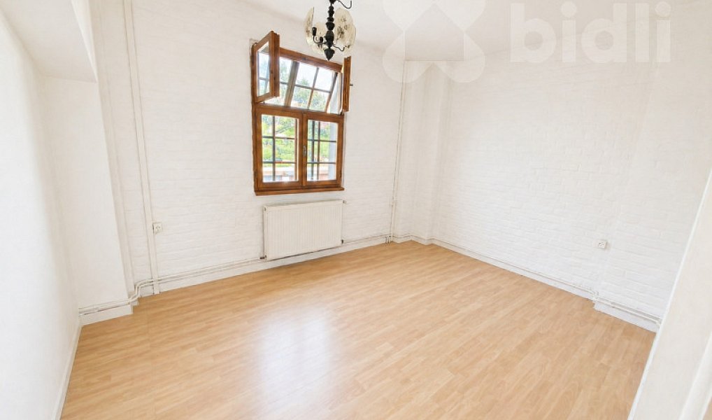 Pronájem bytu 5+kk 160 m², Hostinné – náhled fotky 12