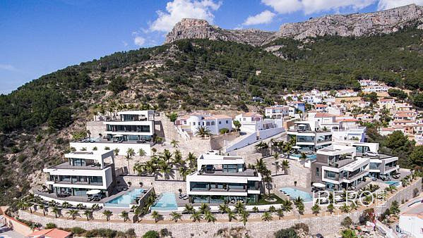 Casa 5+kk – Calp, Cucarres, San Bernardo - Més