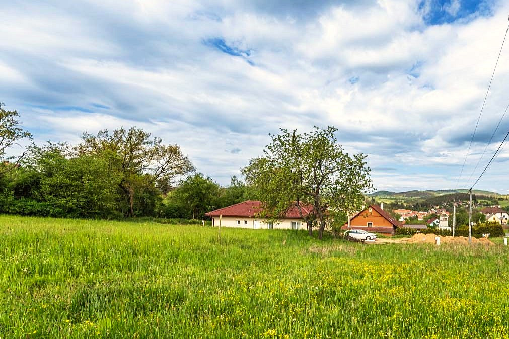 Prodej stavebního pozemku 1 228 m² – fotografie 5