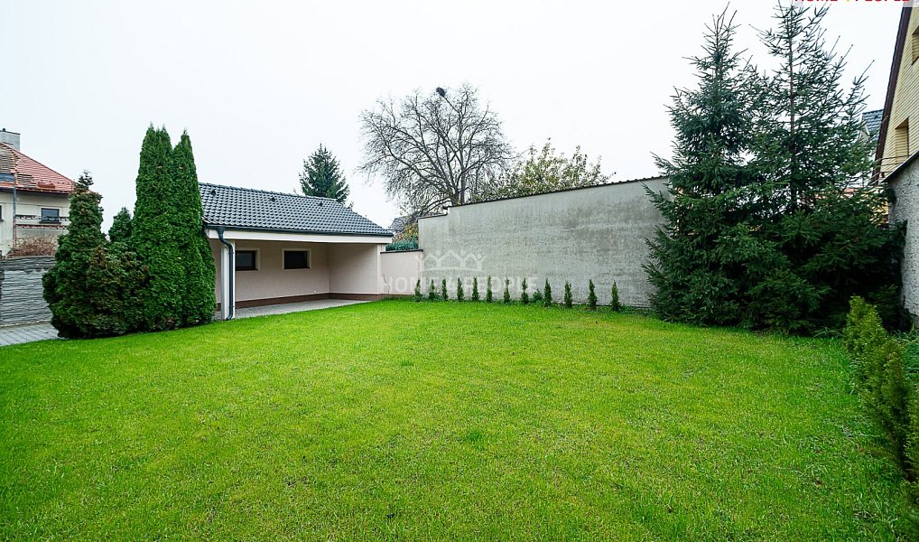 Pronájem domu 145 m² s pozemkem 526 m², Praha – náhled fotky 2