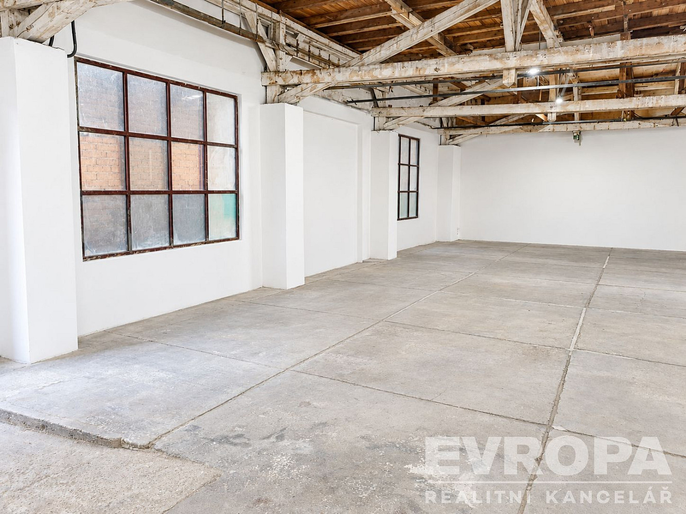Pronájem skladovacích prostor 187 m² – fotografie 5