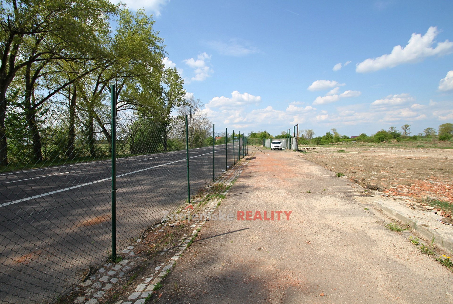 Pronájem komerčního pozemku 16 559 m² – fotografie 3