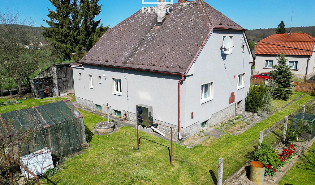 Prodej domu 242 m² s pozemkem 933 m², Šťáhlavy – náhled fotky 3