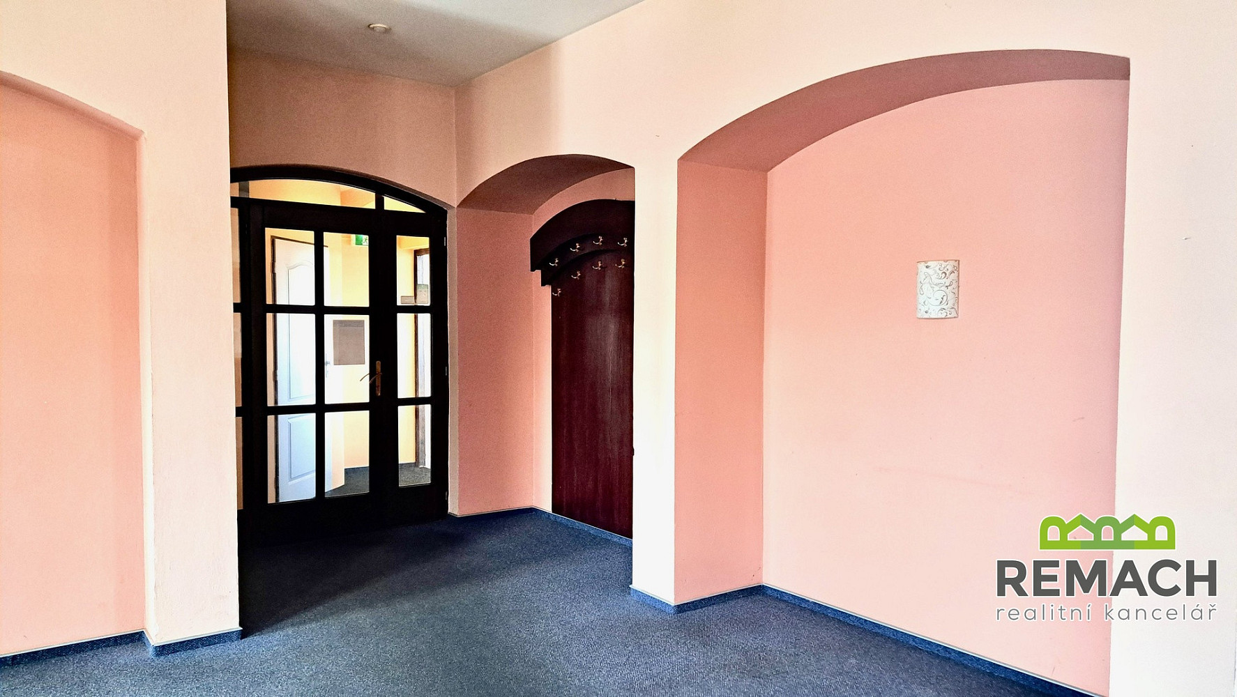 Pronájem restaurace 197 m² — photo 3