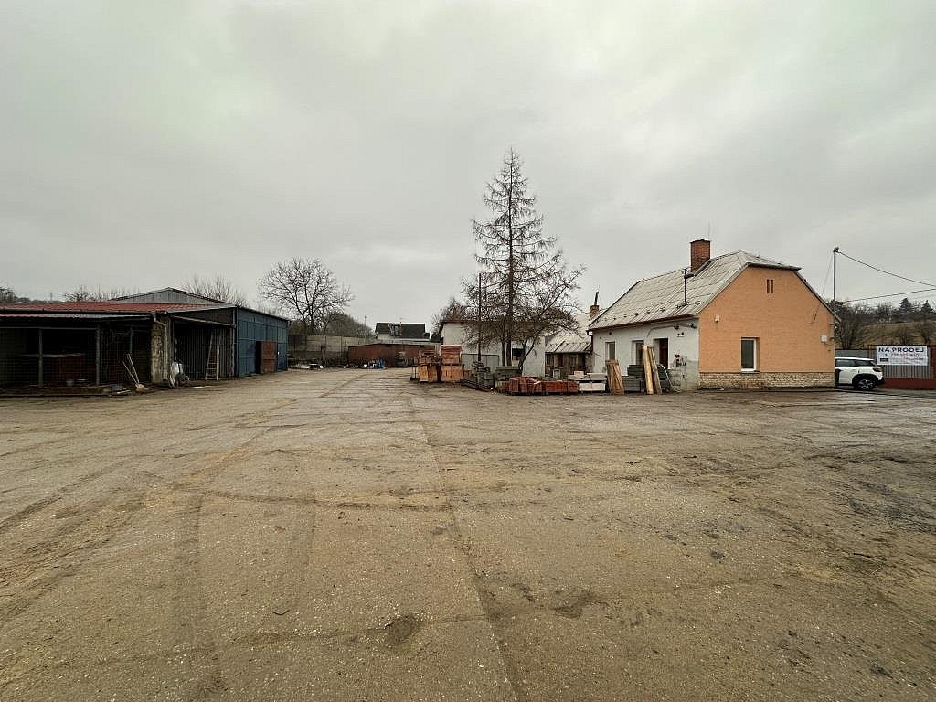 Prodej komerčního objektu (jiného typu) 263 m² – fotografie 2
