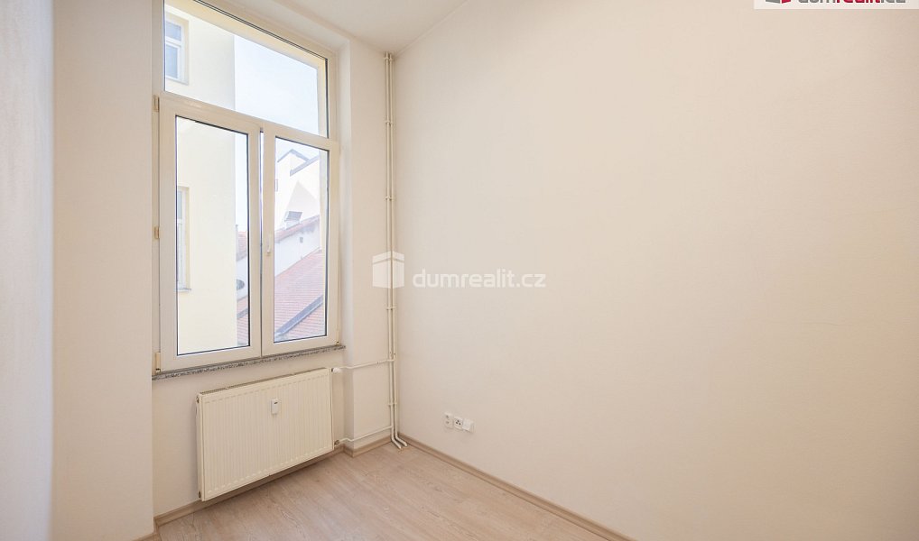 Pronájem kanceláře 10 m², České Budějovice – náhled fotky 3