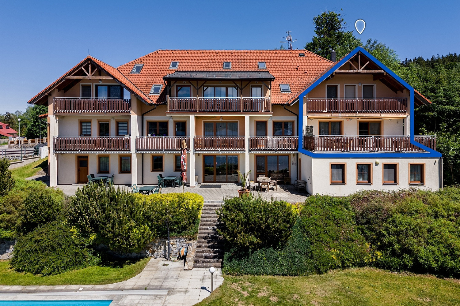 Prodej komerčního objektu (jiného typu) 250 m² – fotografie 3