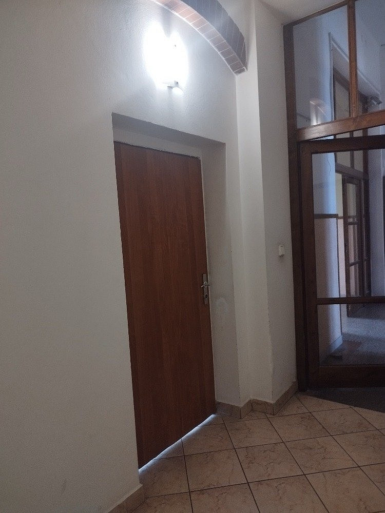 Pronájem kanceláře 18 m² – pohled 5