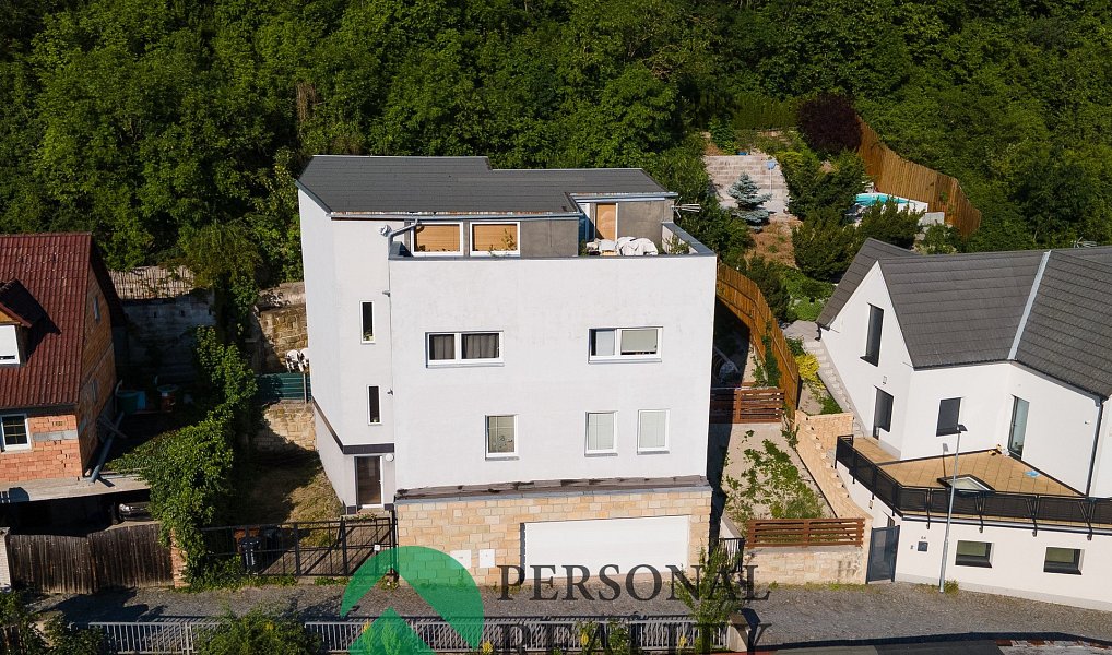Prodej domu 306 m² s pozemkem 343 m², Chrudim – náhled fotky 2