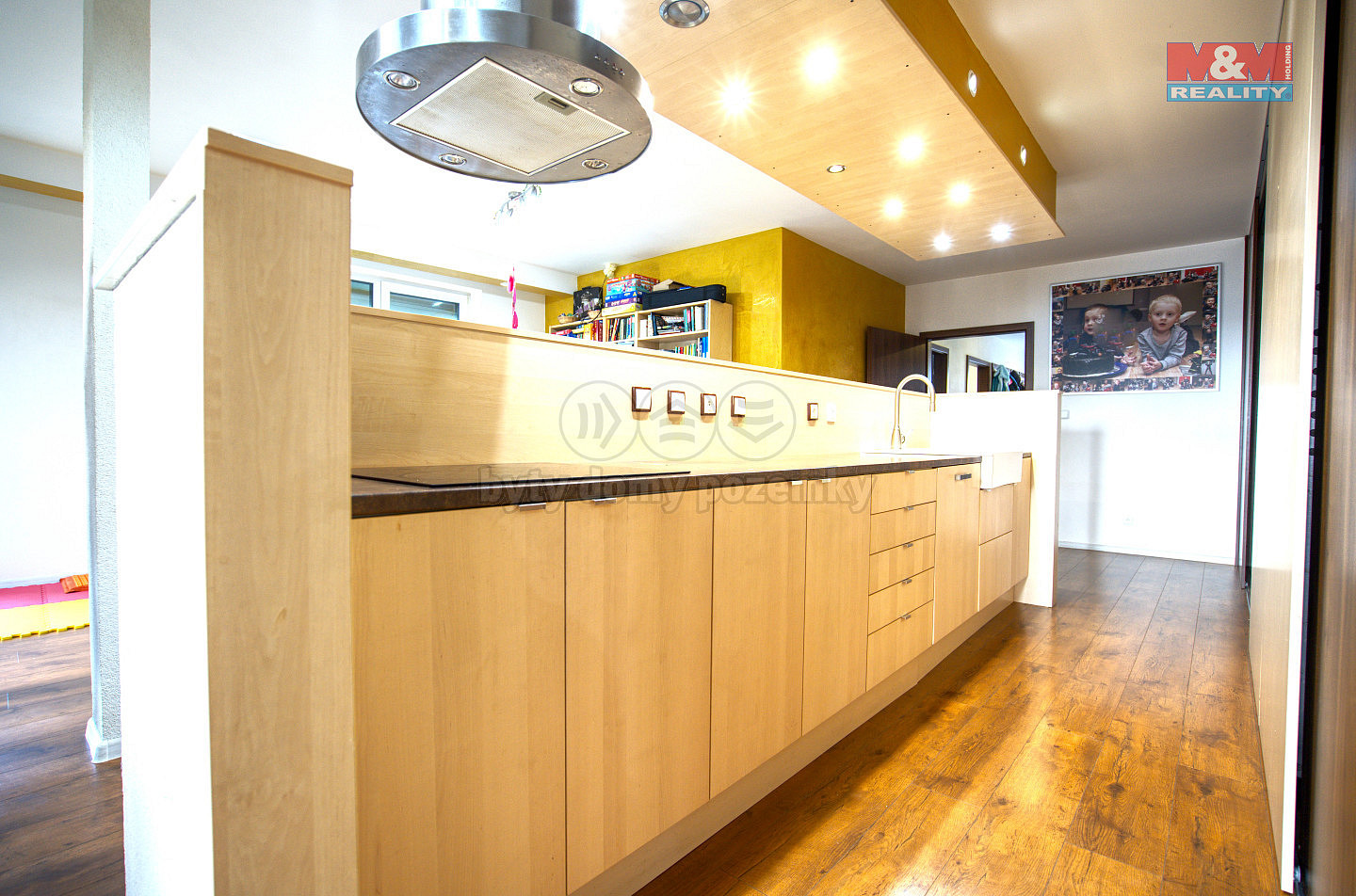 Prodej domu 180 m² s pozemkem 853 m² — photo 2