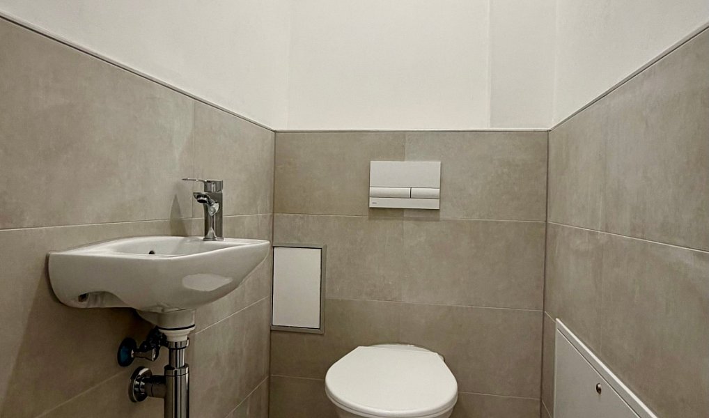 Pronájem bytu 2+kk 64 m², Cheb – náhled fotky 9