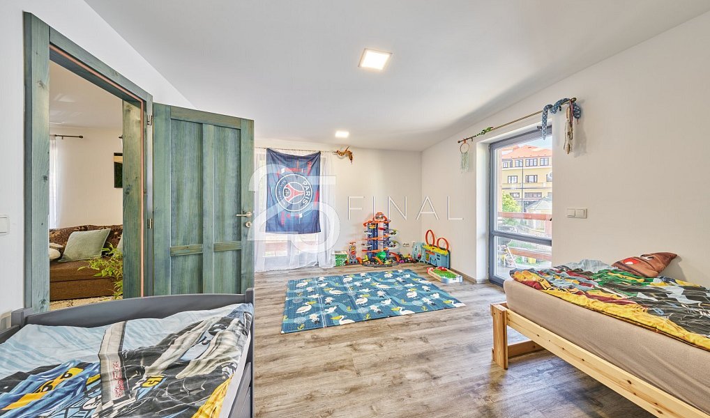 Prodej domu 140 m² s pozemkem 1 930 m², Úpice – náhled fotky 12
