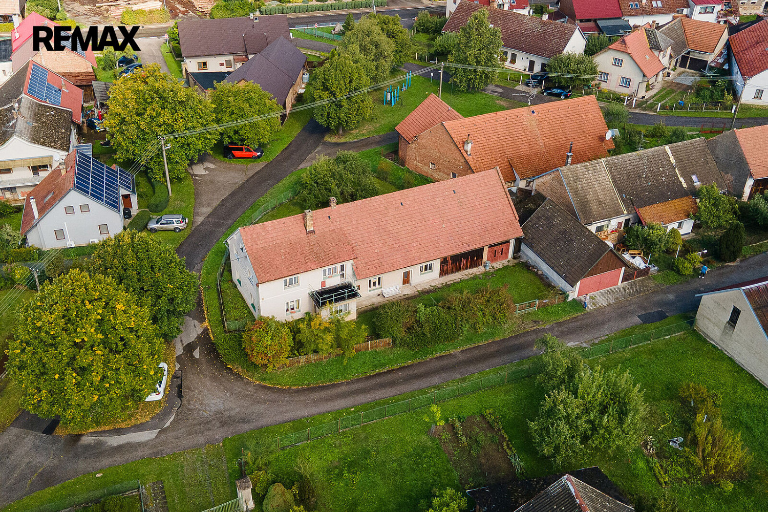 Prodej domu 450 m² s pozemkem 837 m²