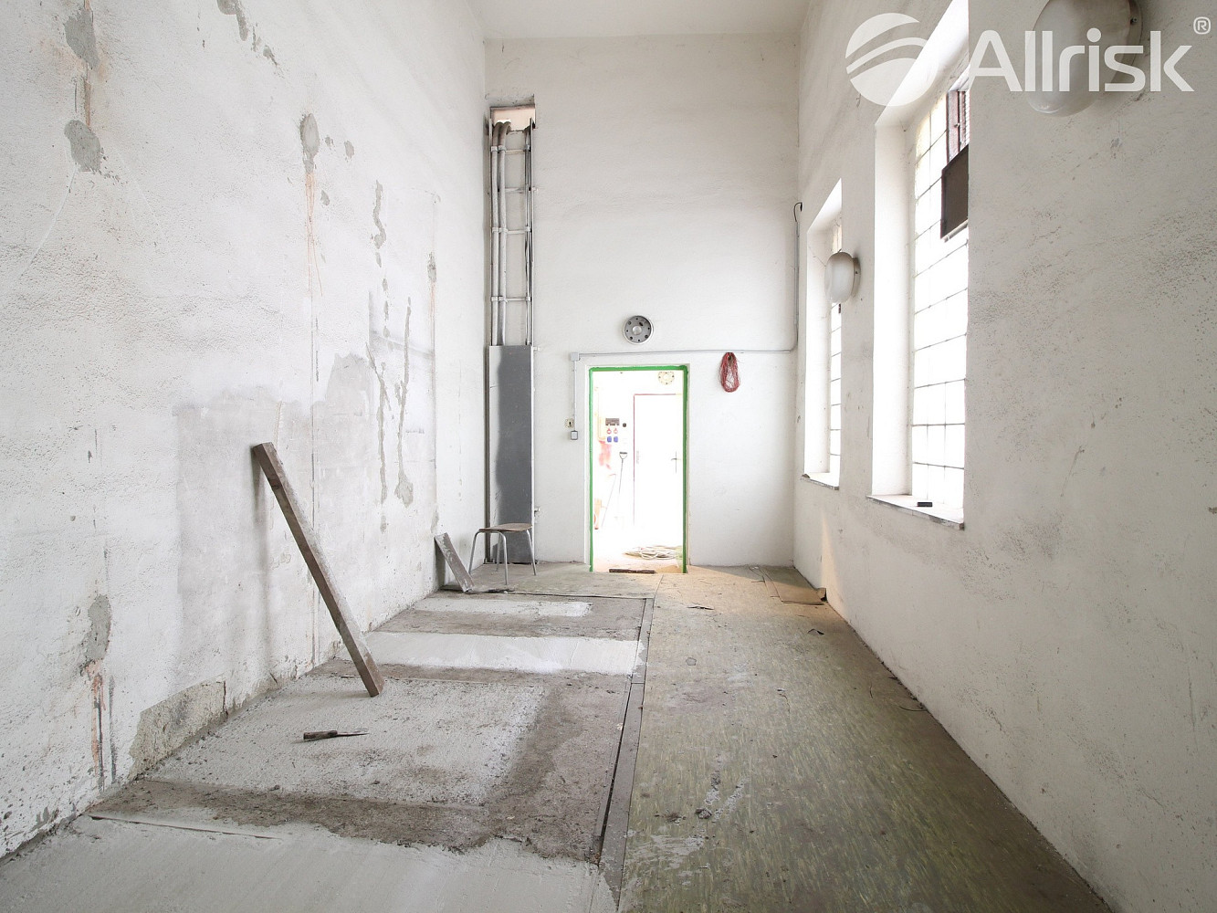Pronájem skladovacích prostor 150 m² – fotografie 3