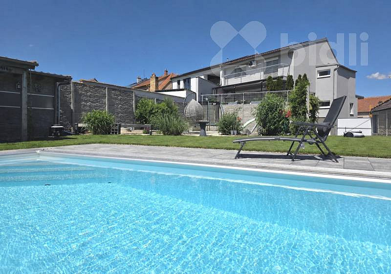 Prodej domu 299 m² s pozemkem 660 m²