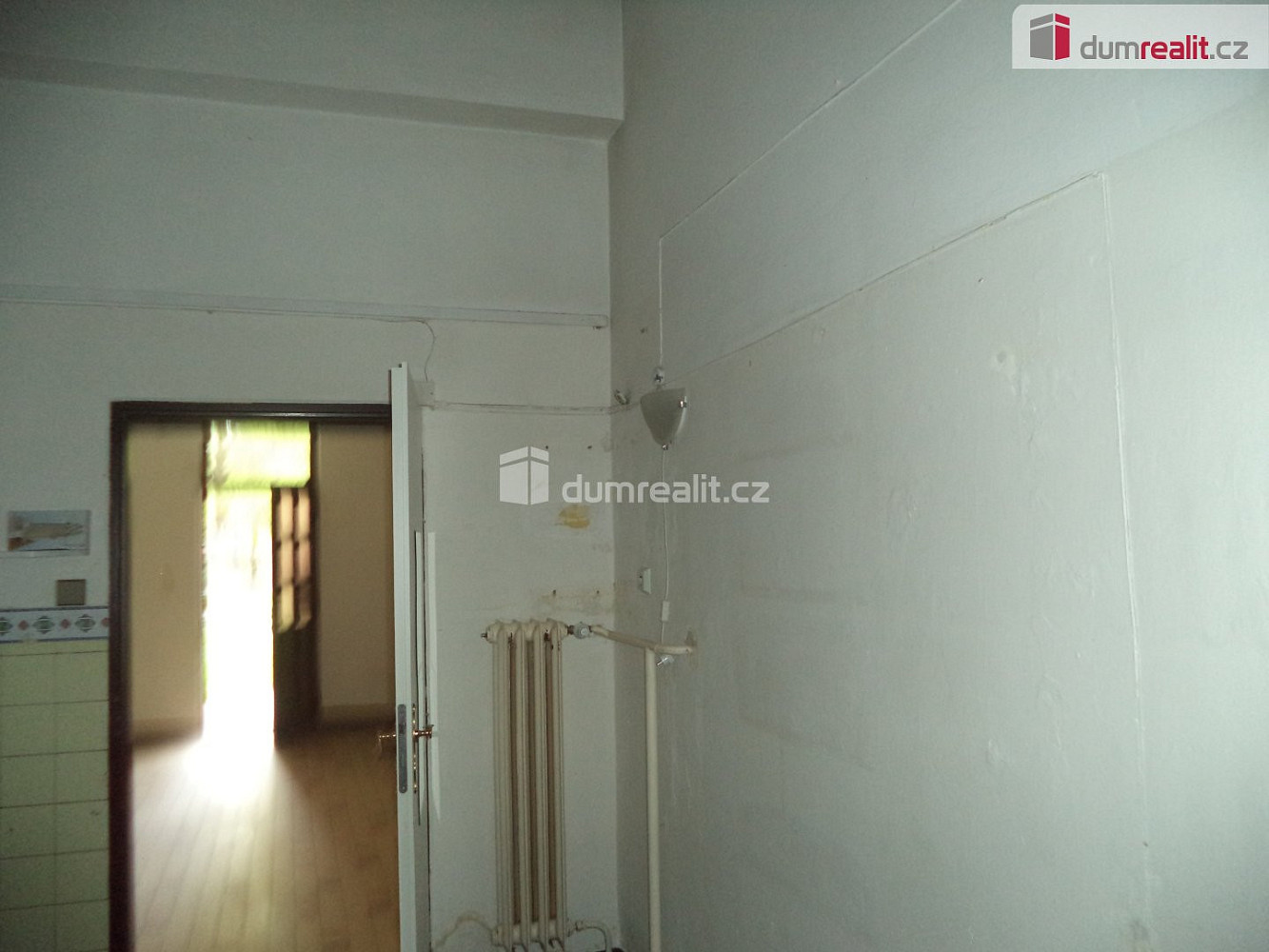 Pronájem obchodních prostor 55 m² – pohled 4