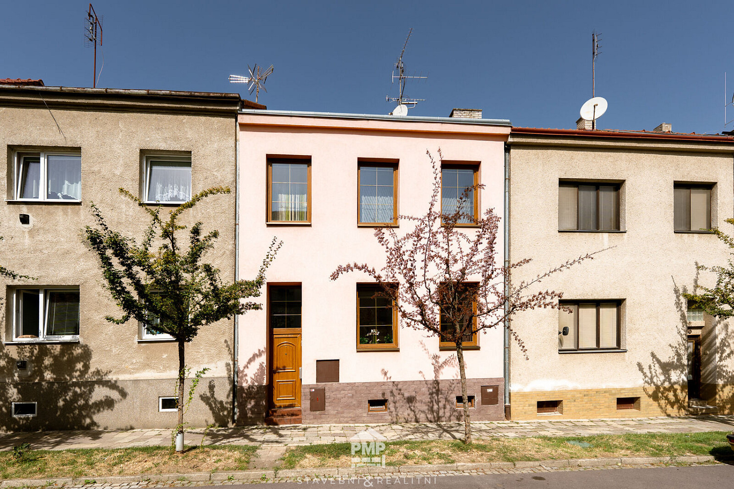 Prodej domu 156 m² s pozemkem 248 m² – fotografie 3