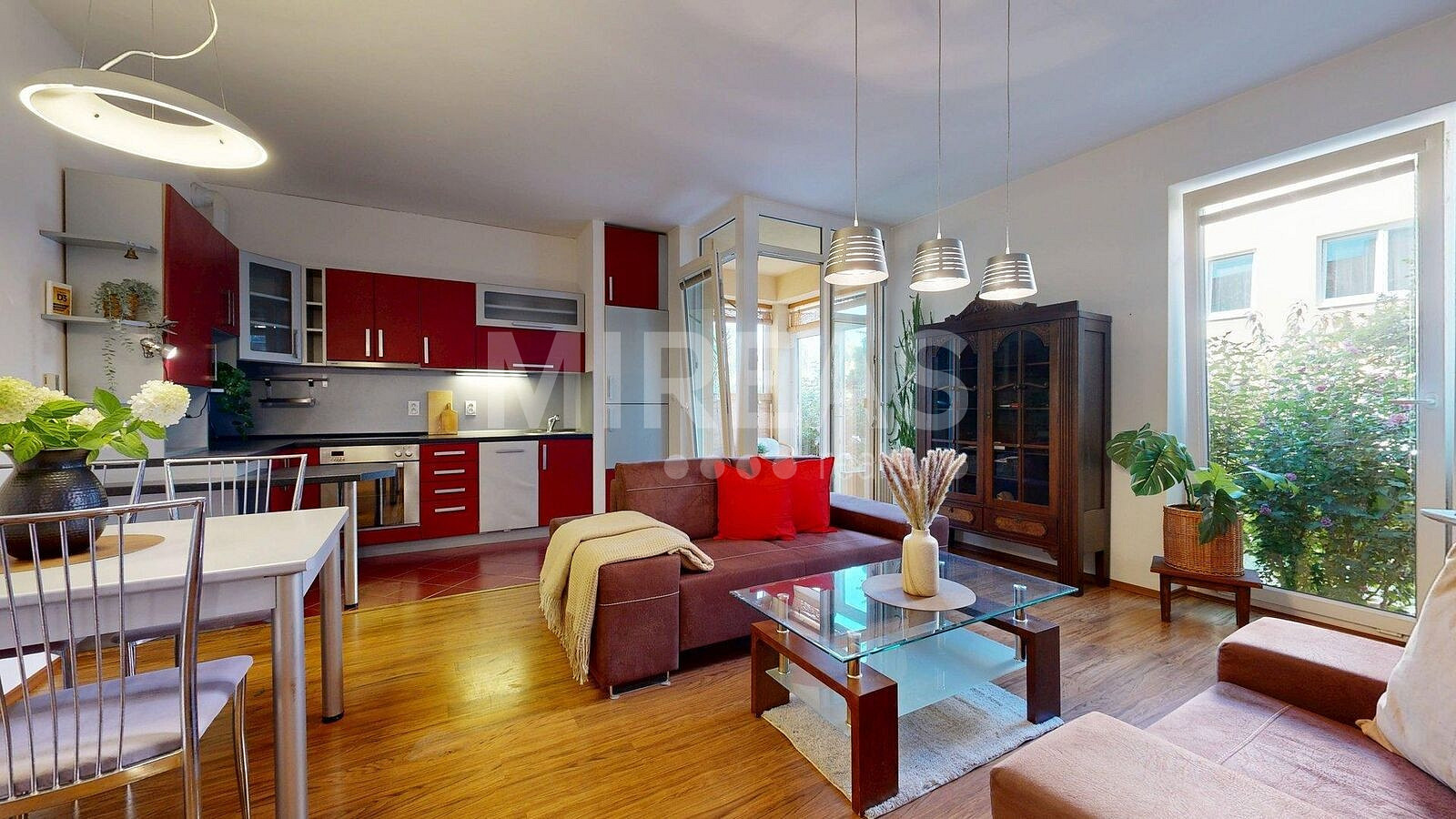 Prodej bytu 2+kk 72 m² – fotografie 3