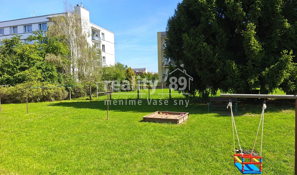 Pronájem bytu 2+1 58 m², Jičín – náhled fotky 12