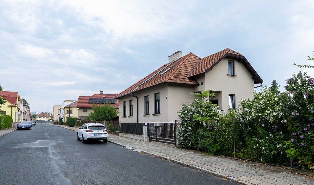 Prodej domu 150 m² s pozemkem 311 m², Ivančice – náhled fotky 38