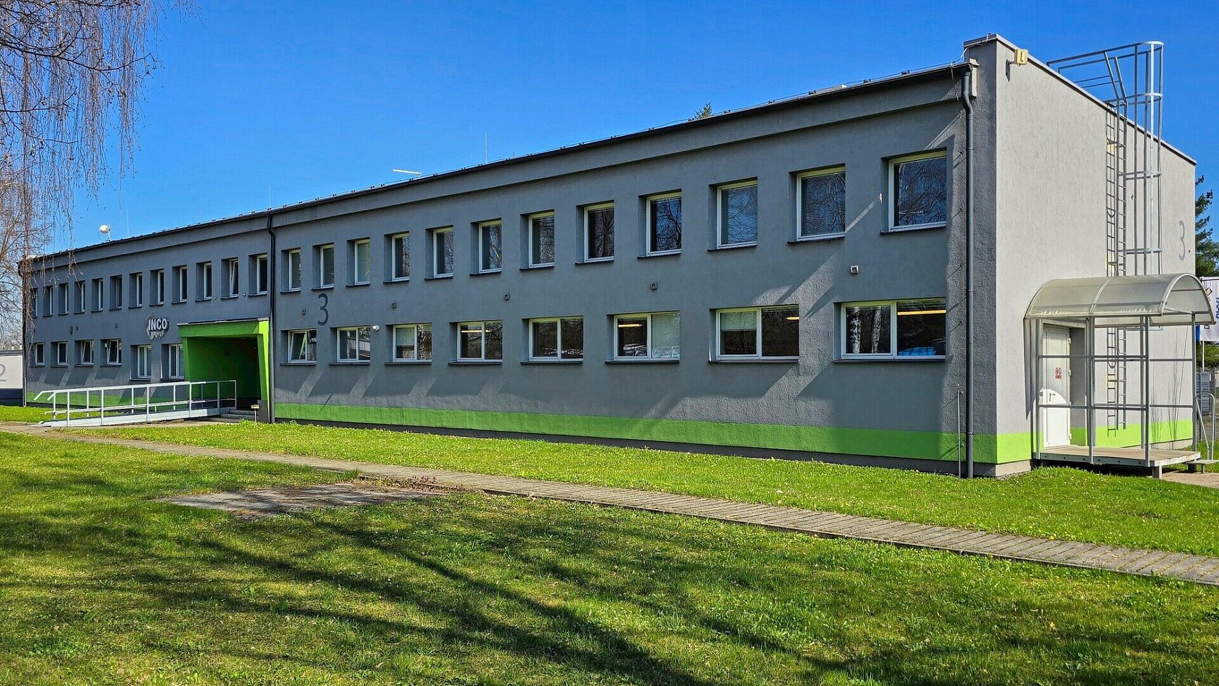 Pronájem výrobních prostor 442 m² – fotografie 3