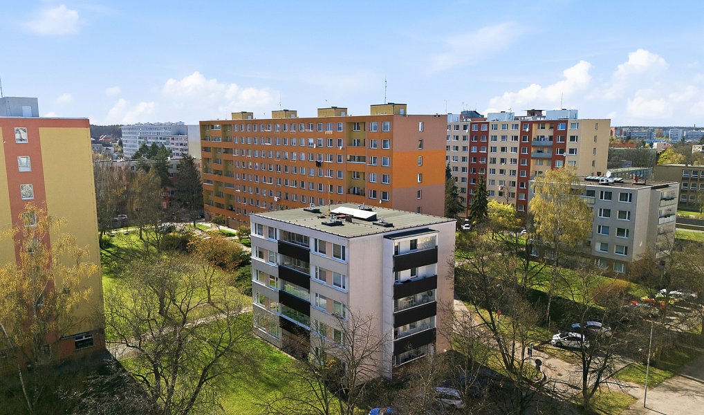 Prodej bytu 5+kk 88 m², Kladno – náhled fotky 16