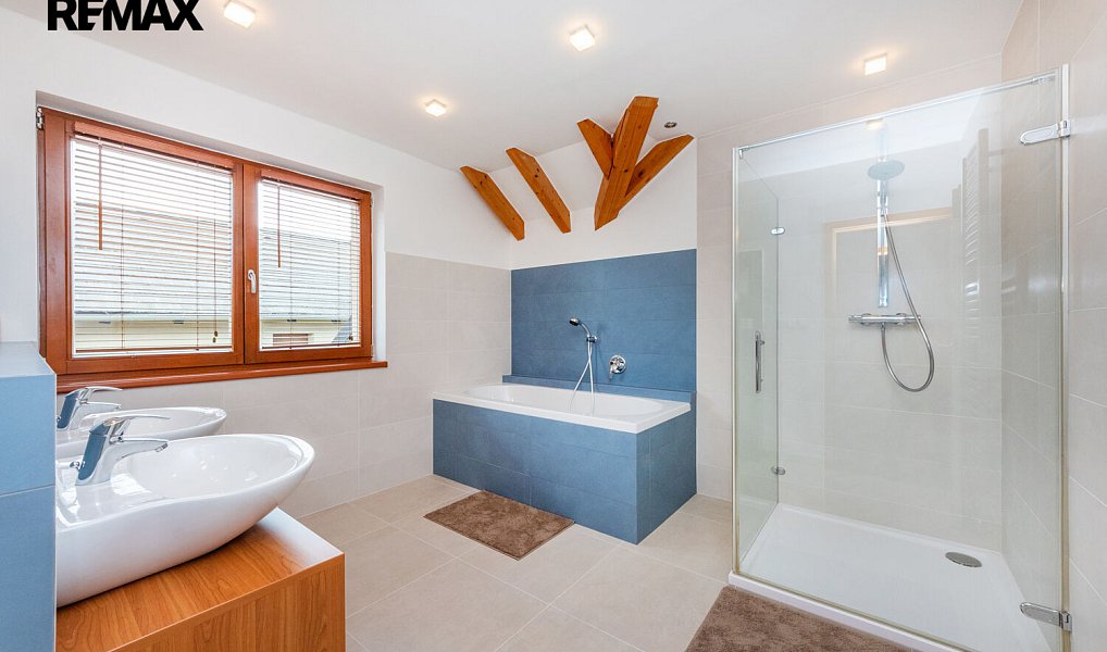 Prodej domu 300 m² s pozemkem 652 m², Praha – náhled fotky 25