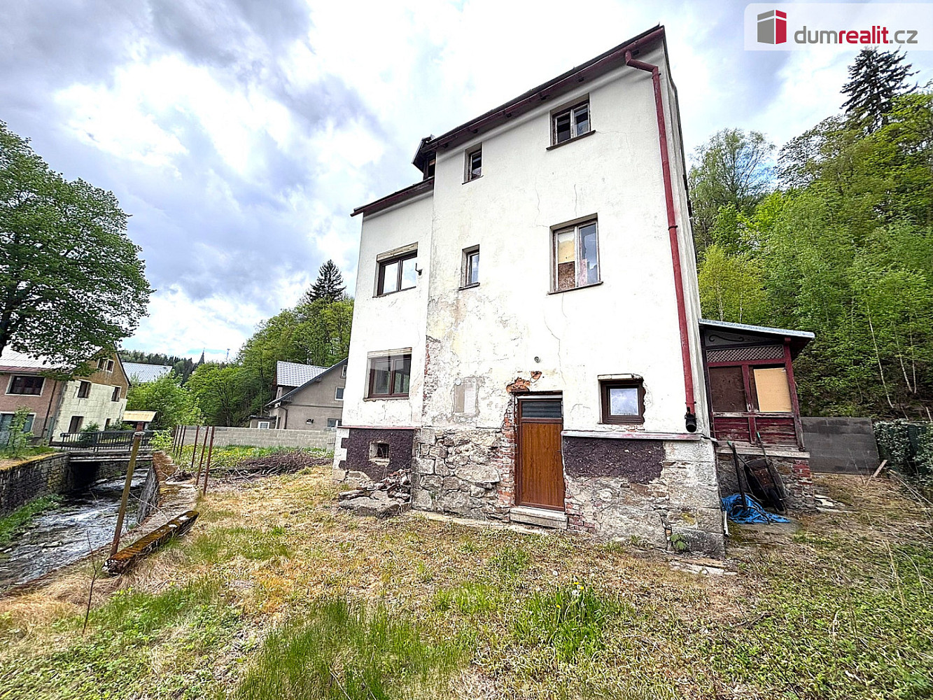 Prodej domu 300 m² s pozemkem 377 m² — photo 2