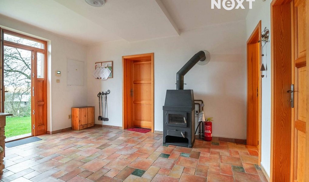 Prodej ubytovacího objektu 230 m², Stará Paka – náhled fotky 22