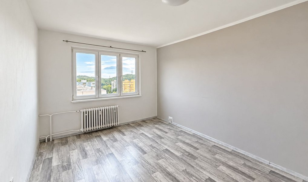 Pronájem bytu 2+1 53 m², Kadaň – náhled fotky 2