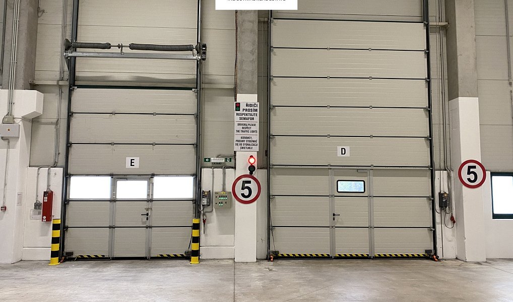 Pronájem skladovacích prostor 3 000 m², Plzeň – náhled fotky 8