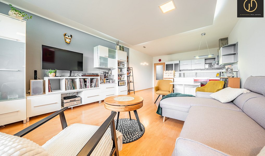 Prodej bytu 3+kk 86 m², Praha – náhled fotky 3