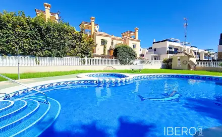 Prodej bytu 3+kk 68 m², Cabo Roig, Španělsko