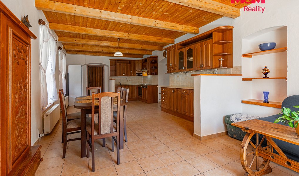 Prodej domu 360 m² s pozemkem 1 421 m², Miličín – náhled fotky 23