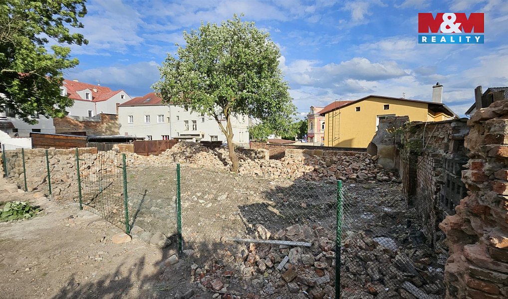 Prodej stavebního pozemku 248 m², Dubí – náhled fotky 3