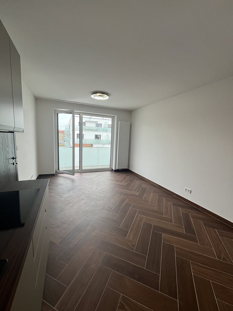 Pronájem bytu 2+kk 47 m² – fotografie 5