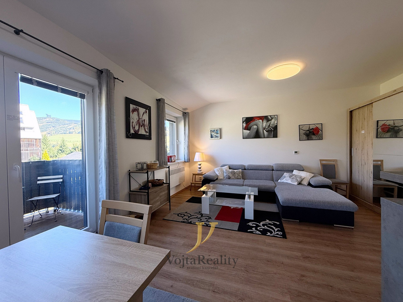 Prodej bytu 3+kk 82 m² – pohled 6