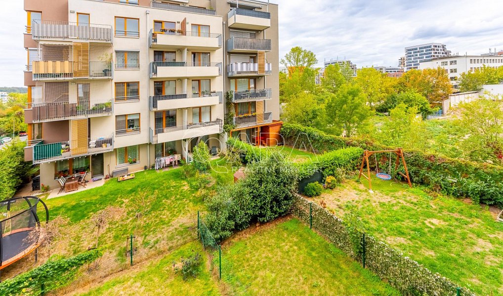 Prodej bytu 3+kk 79 m², Praha – náhled fotky 10