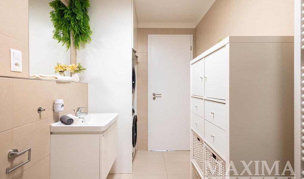 Prodej bytu 4+kk 114 m², Praha – náhled fotky 13