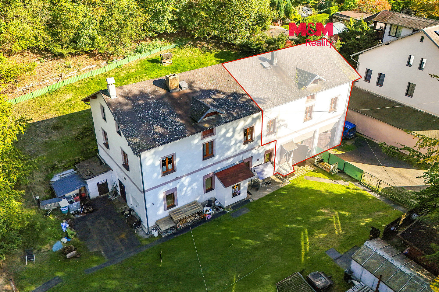 Prodej domu 247 m² s pozemkem 1 456 m²